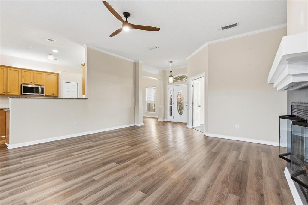 В аренду: $2,800 (3 спален, 2 ванн, 1917 Квадратных фут)