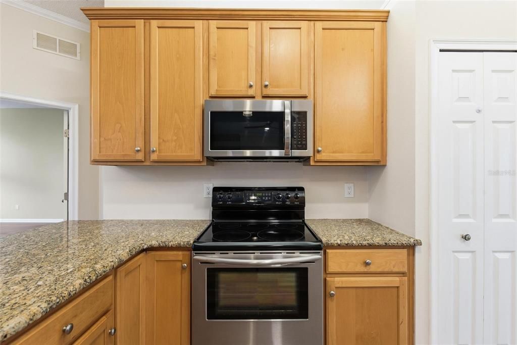 В аренду: $2,800 (3 спален, 2 ванн, 1917 Квадратных фут)