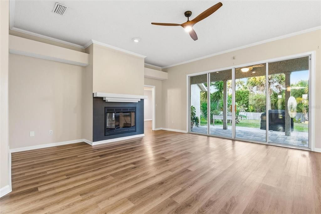 В аренду: $2,800 (3 спален, 2 ванн, 1917 Квадратных фут)