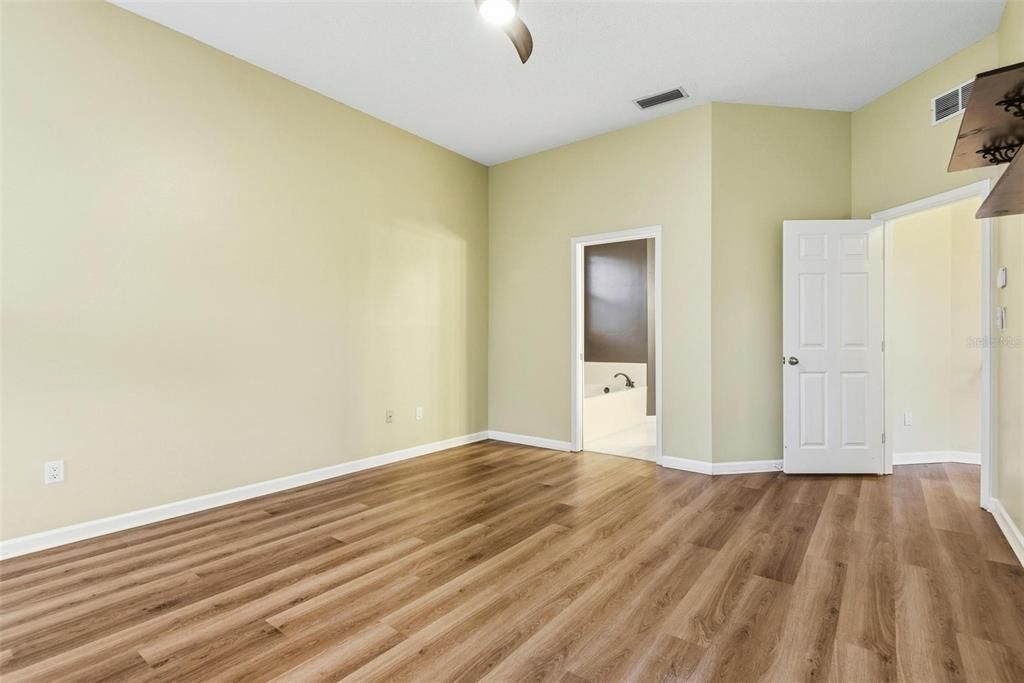 В аренду: $2,800 (3 спален, 2 ванн, 1917 Квадратных фут)