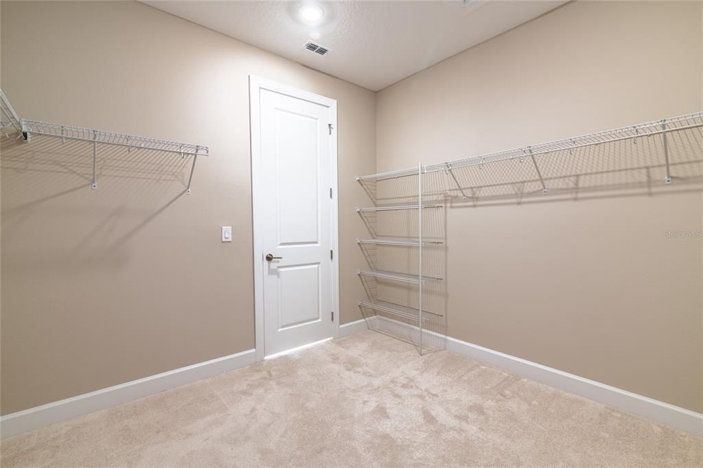 待售: $749,000 (3 贝兹, 3 浴室, 2320 平方英尺)