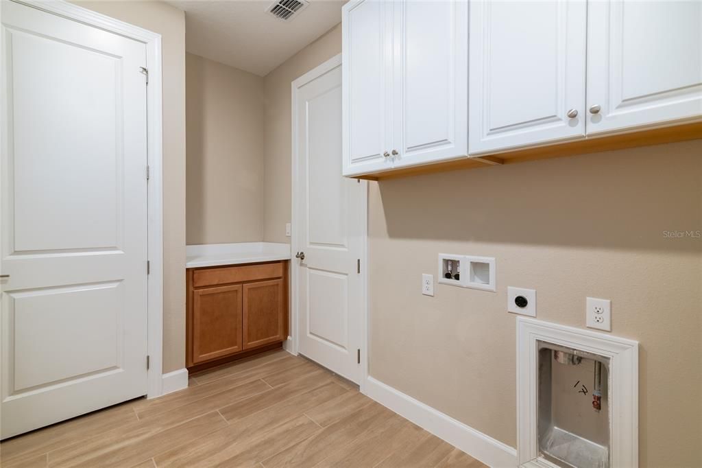 待售: $749,000 (3 贝兹, 3 浴室, 2320 平方英尺)