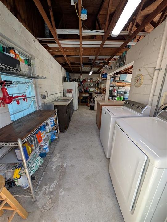 For Sale: $475,000 (3 beds, 2 baths, 1908 Square Feet)