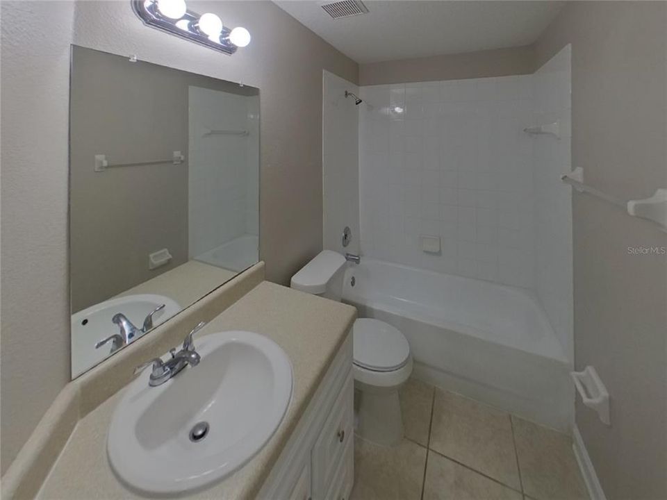 For Rent: $1,999 (3 beds, 2 baths, 1534 Square Feet)