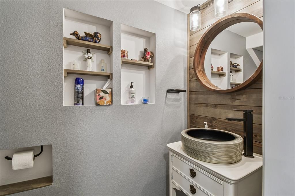 На продажу: $259,000 (2 спален, 2 ванн, 1393 Квадратных фут)