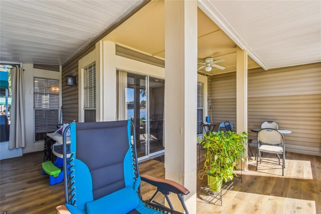 На продажу: $259,000 (2 спален, 2 ванн, 1393 Квадратных фут)