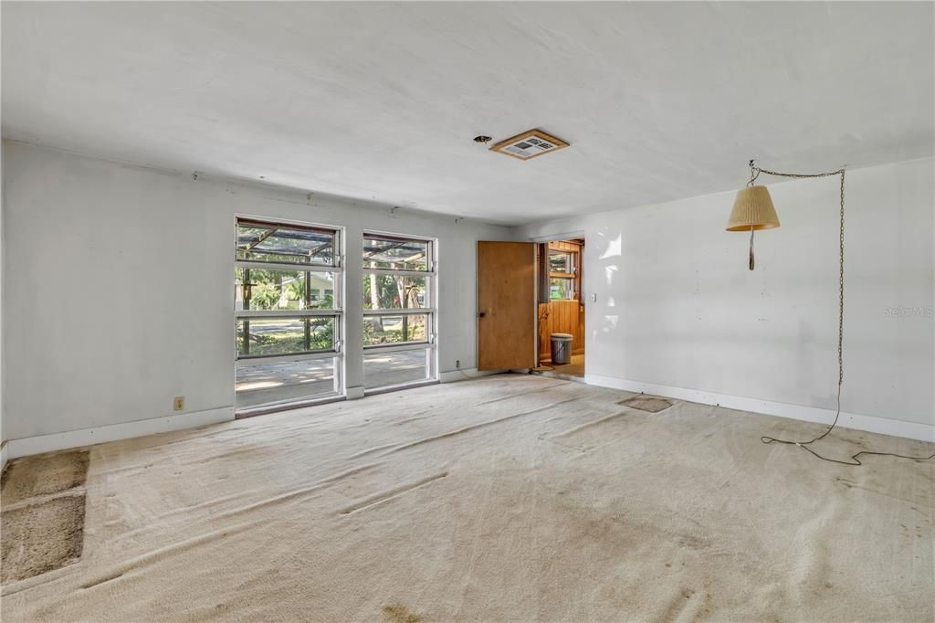 На продажу: $575,000 (4 спален, 4 ванн, 2414 Квадратных фут)