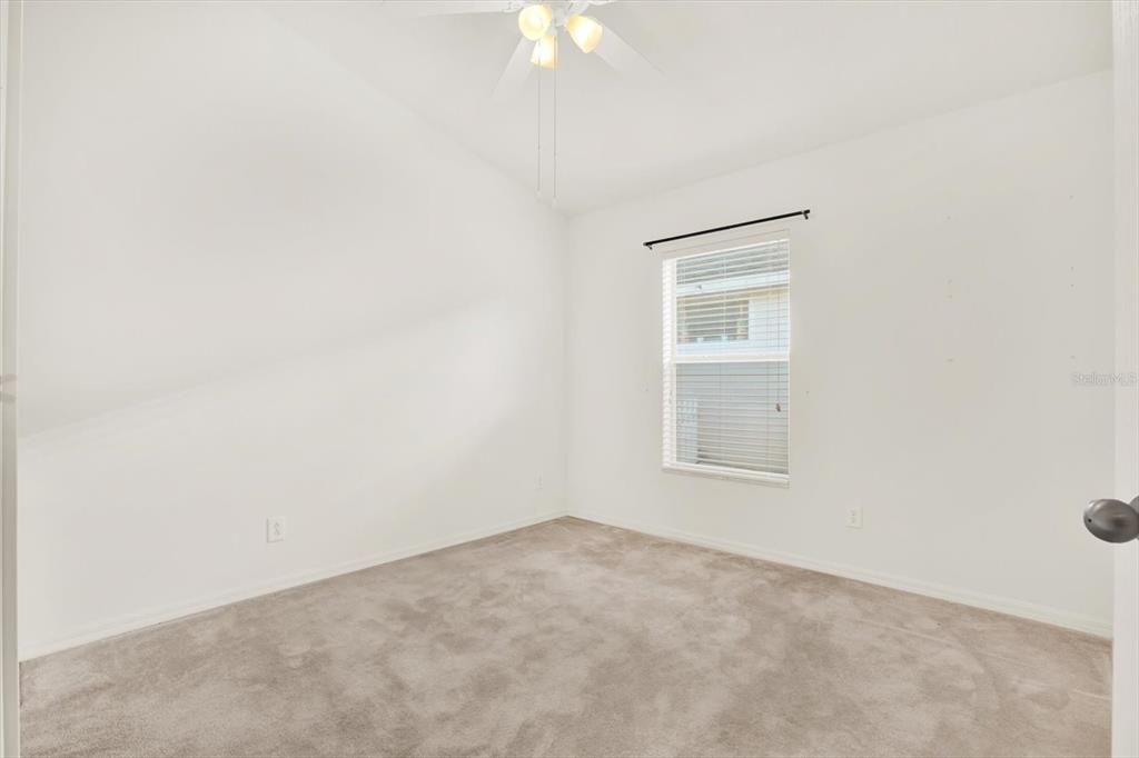 待售: $460,000 (4 贝兹, 2 浴室, 2205 平方英尺)