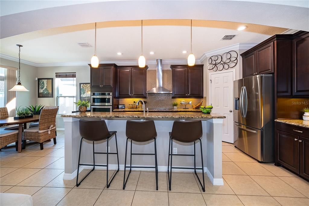 待售: $1,250,000 (5 贝兹, 4 浴室, 4176 平方英尺)