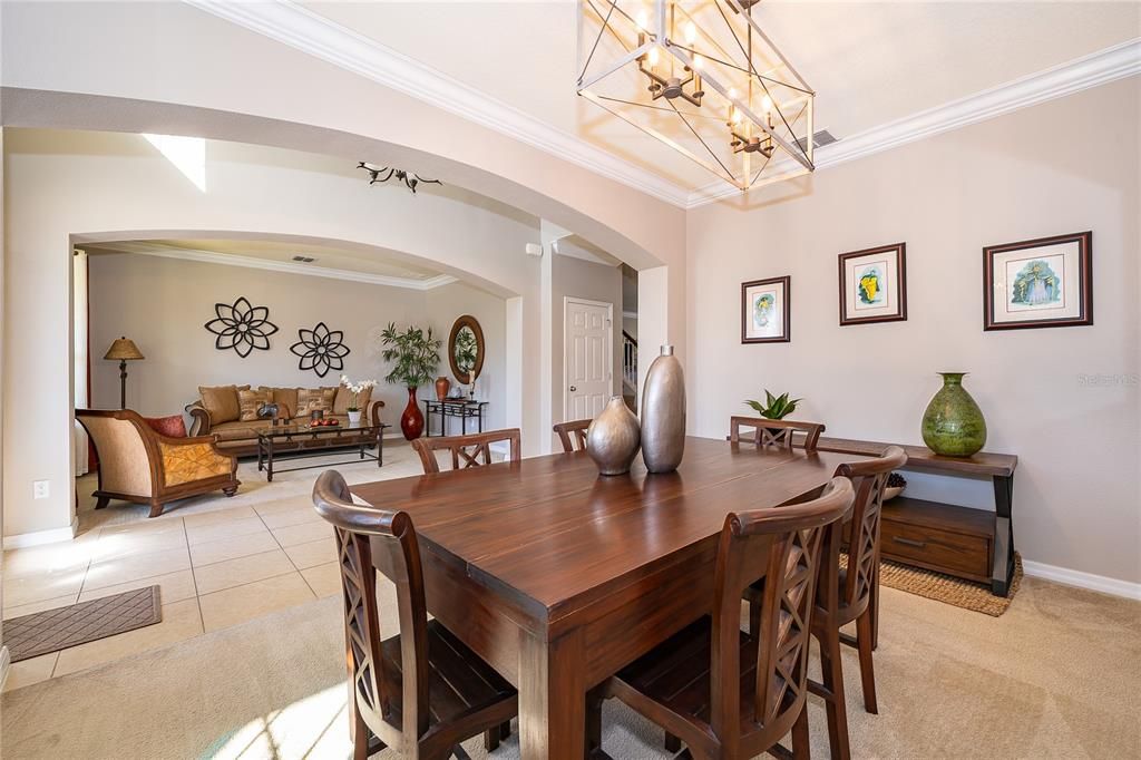 待售: $1,250,000 (5 贝兹, 4 浴室, 4176 平方英尺)