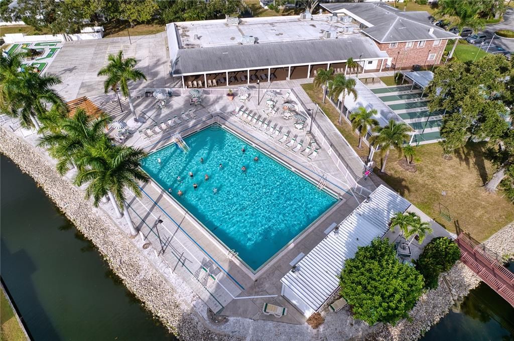 Activo con contrato: $285,500 (3 camas, 2 baños, 1622 Pies cuadrados)