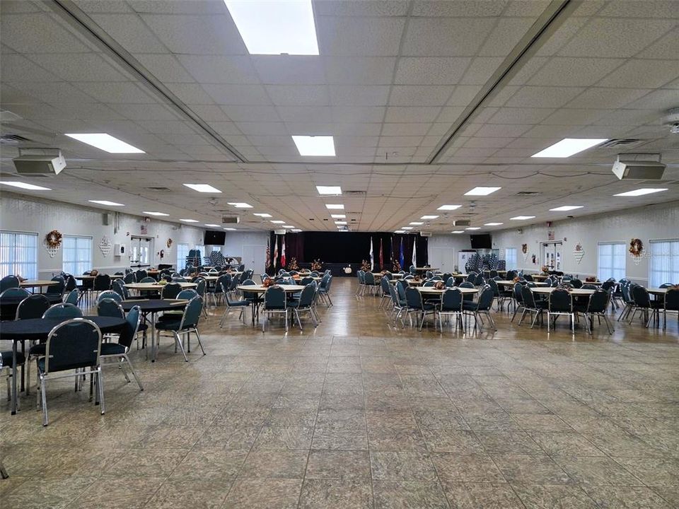 Activo con contrato: $285,500 (3 camas, 2 baños, 1622 Pies cuadrados)