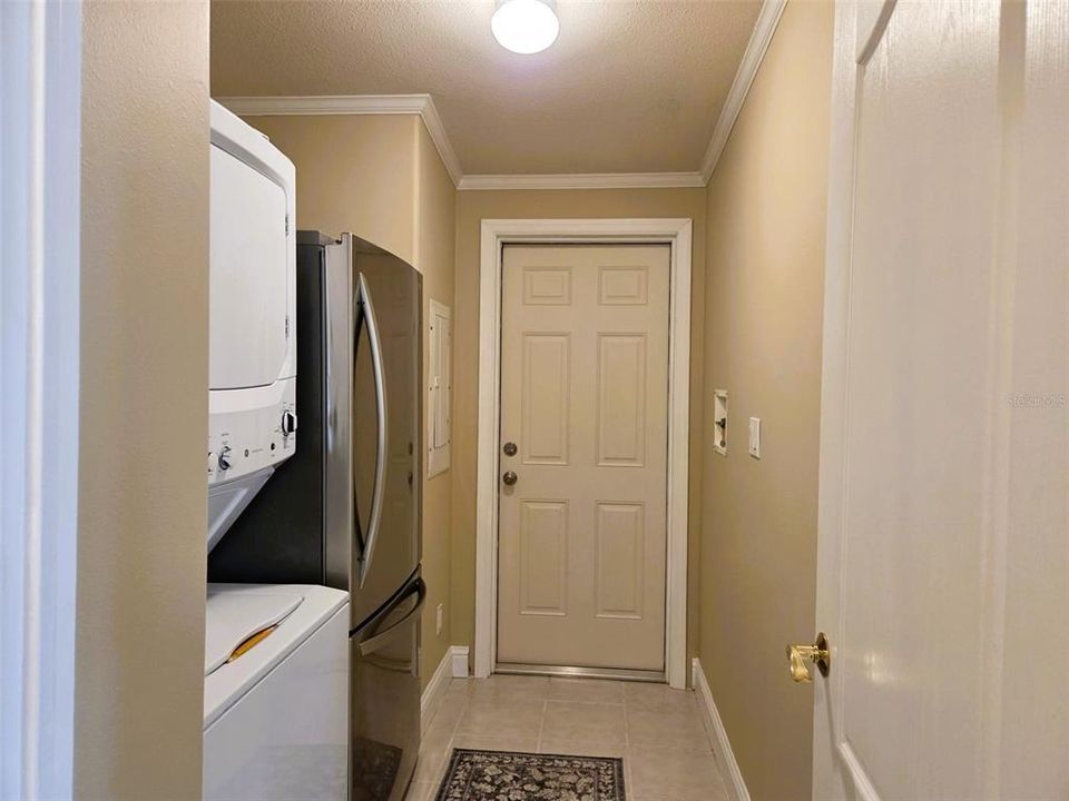 Activo con contrato: $285,500 (3 camas, 2 baños, 1622 Pies cuadrados)