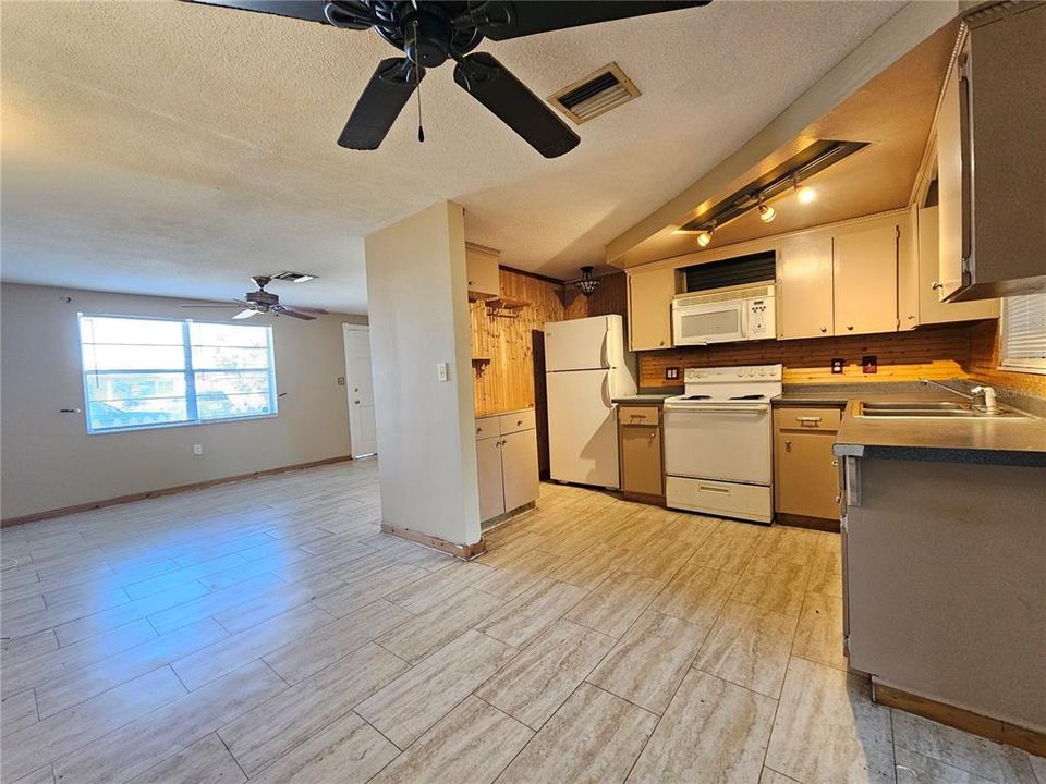 En Renta: $1,395 (2 camas, 1 baños, 792 Pies cuadrados)