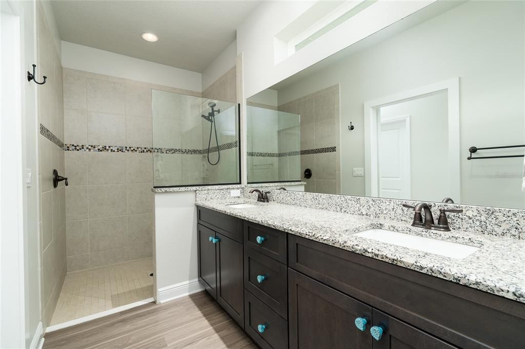 For Sale: $659,000 (4 beds, 2 baths, 2179 Square Feet)