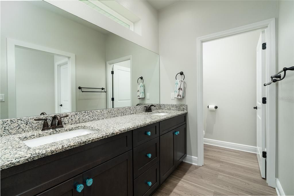 For Sale: $659,000 (4 beds, 2 baths, 2179 Square Feet)