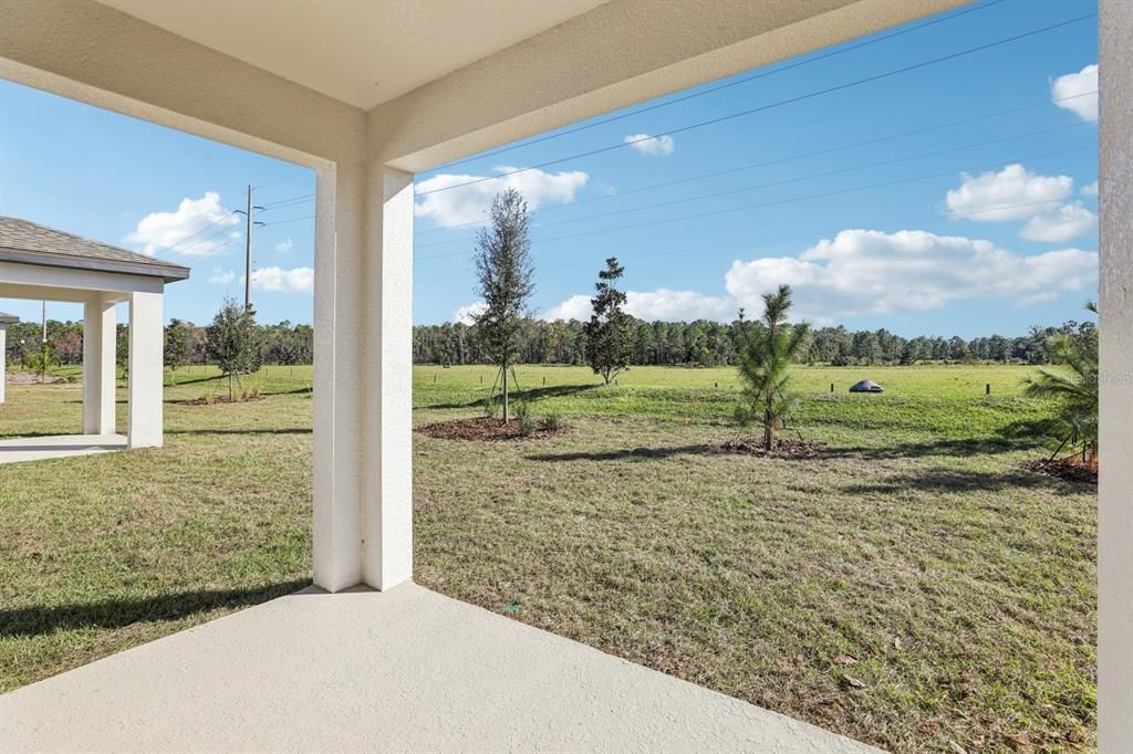 合同活跃: $499,990 (4 贝兹, 3 浴室, 2226 平方英尺)