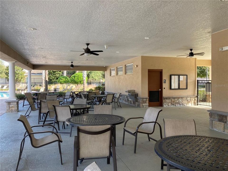 For Sale: $429,900 (4 beds, 2 baths, 1932 Square Feet)