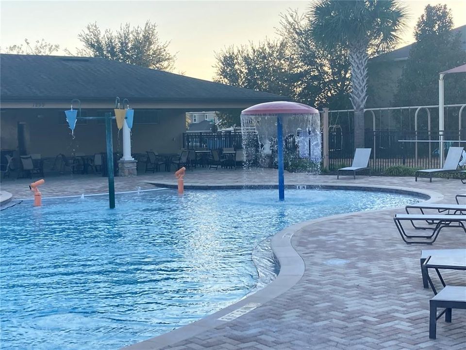 For Sale: $429,900 (4 beds, 2 baths, 1932 Square Feet)