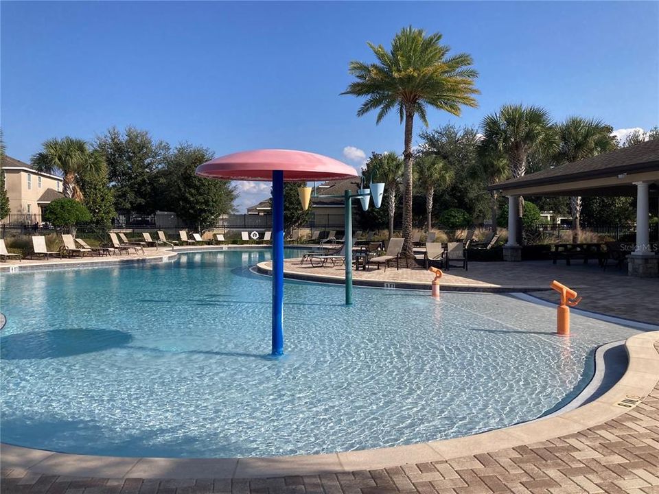 For Sale: $429,900 (4 beds, 2 baths, 1932 Square Feet)