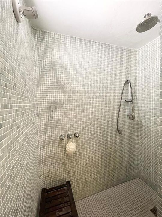 В аренду: $1,950 (1 спален, 1 ванн, 572 Квадратных фут)