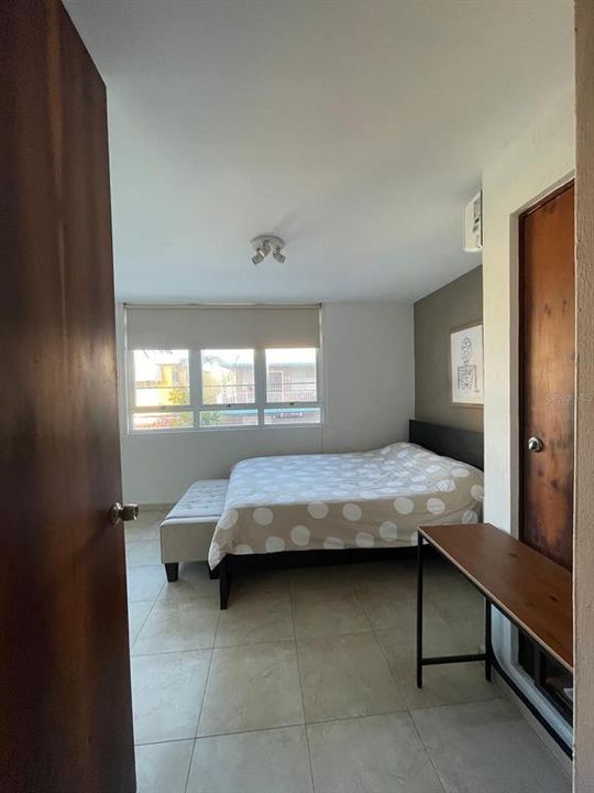 В аренду: $1,950 (1 спален, 1 ванн, 572 Квадратных фут)