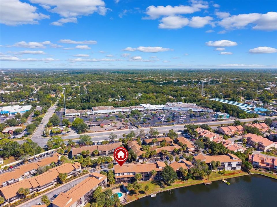 For Sale: $165,000 (1 beds, 1 baths, 988 Square Feet)