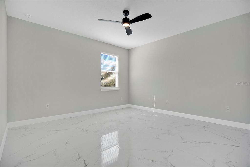 待售: $595,000 (4 贝兹, 3 浴室, 2333 平方英尺)