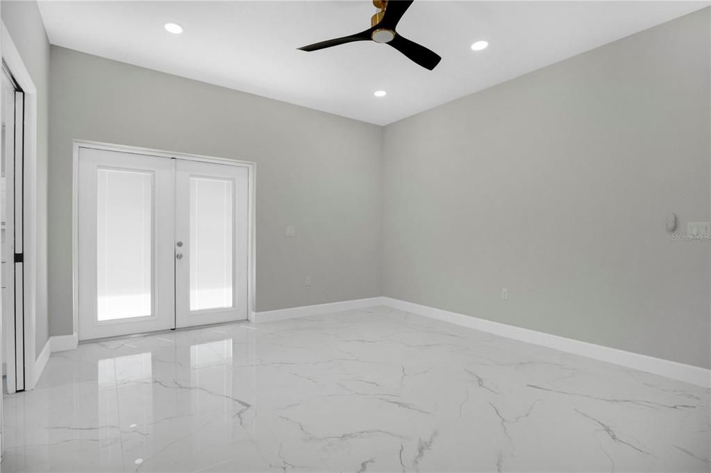 待售: $595,000 (4 贝兹, 3 浴室, 2333 平方英尺)