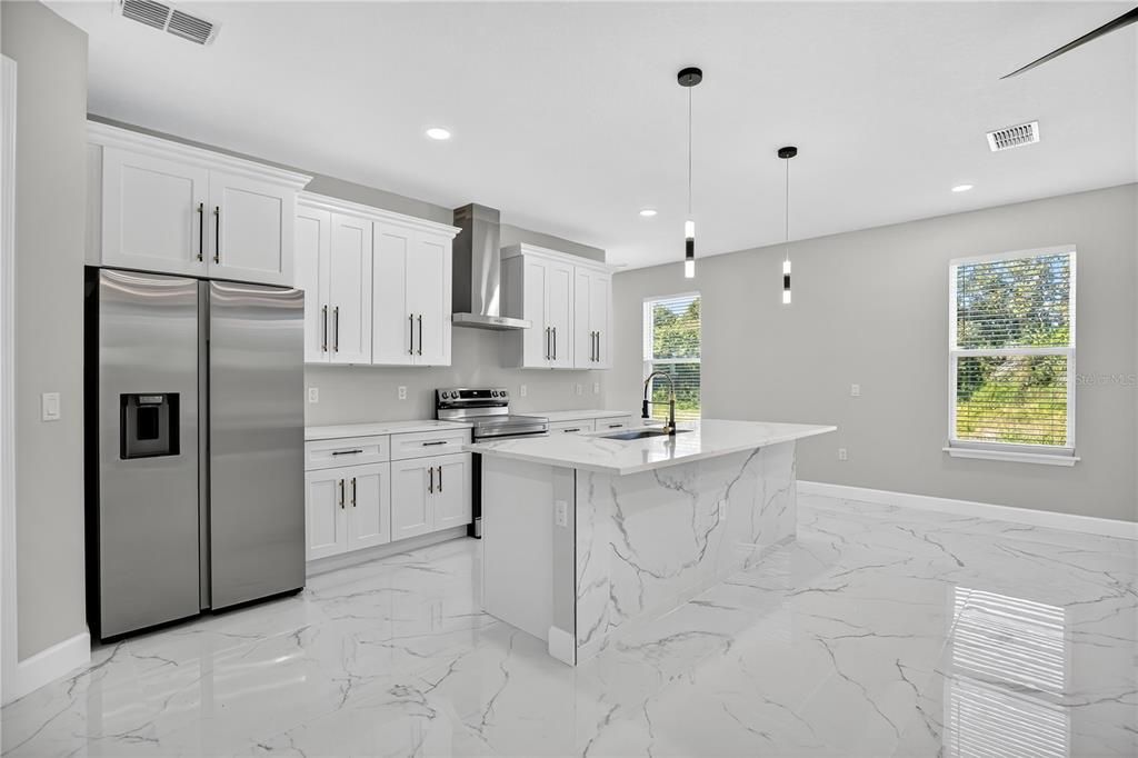 待售: $595,000 (4 贝兹, 3 浴室, 2333 平方英尺)