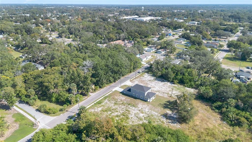 待售: $595,000 (4 贝兹, 3 浴室, 2333 平方英尺)