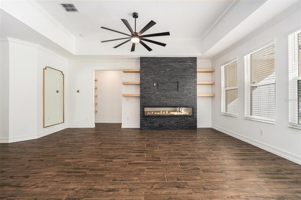 For Sale: $525,000 (4 beds, 3 baths, 2150 Square Feet)