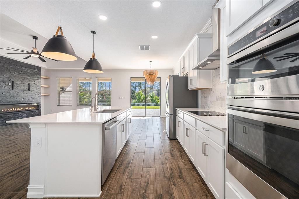 For Sale: $525,000 (4 beds, 3 baths, 2150 Square Feet)