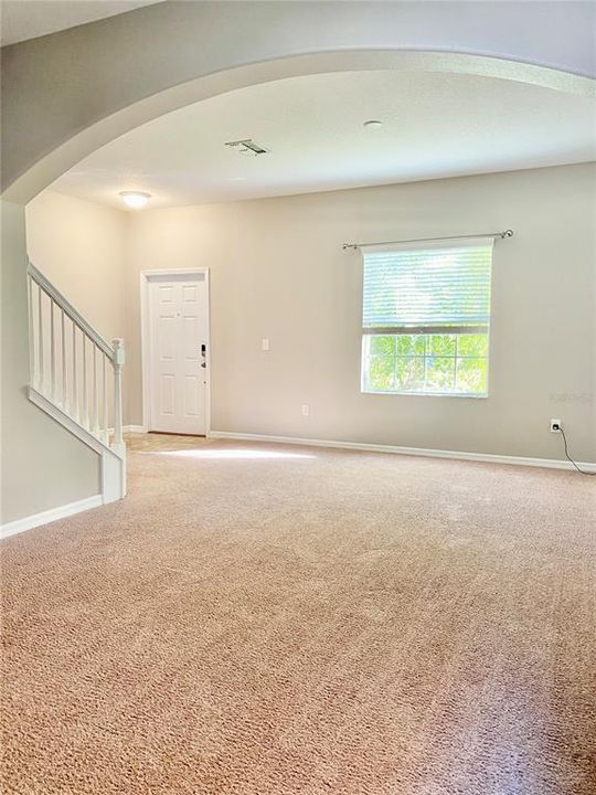 Active With Contract: $2,800 (4 beds, 2 baths, 2441 Square Feet)