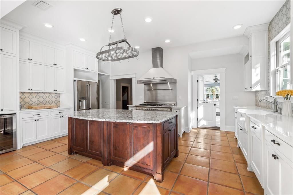 待售: $1,350,000 (3 贝兹, 2 浴室, 2656 平方英尺)