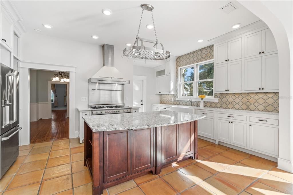 待售: $1,350,000 (3 贝兹, 2 浴室, 2656 平方英尺)