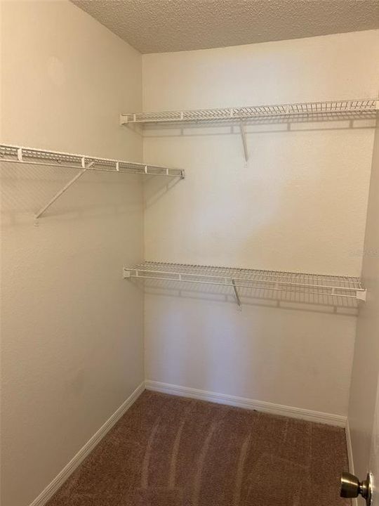 For Sale: $119,495 (1 beds, 1 baths, 673 Square Feet)