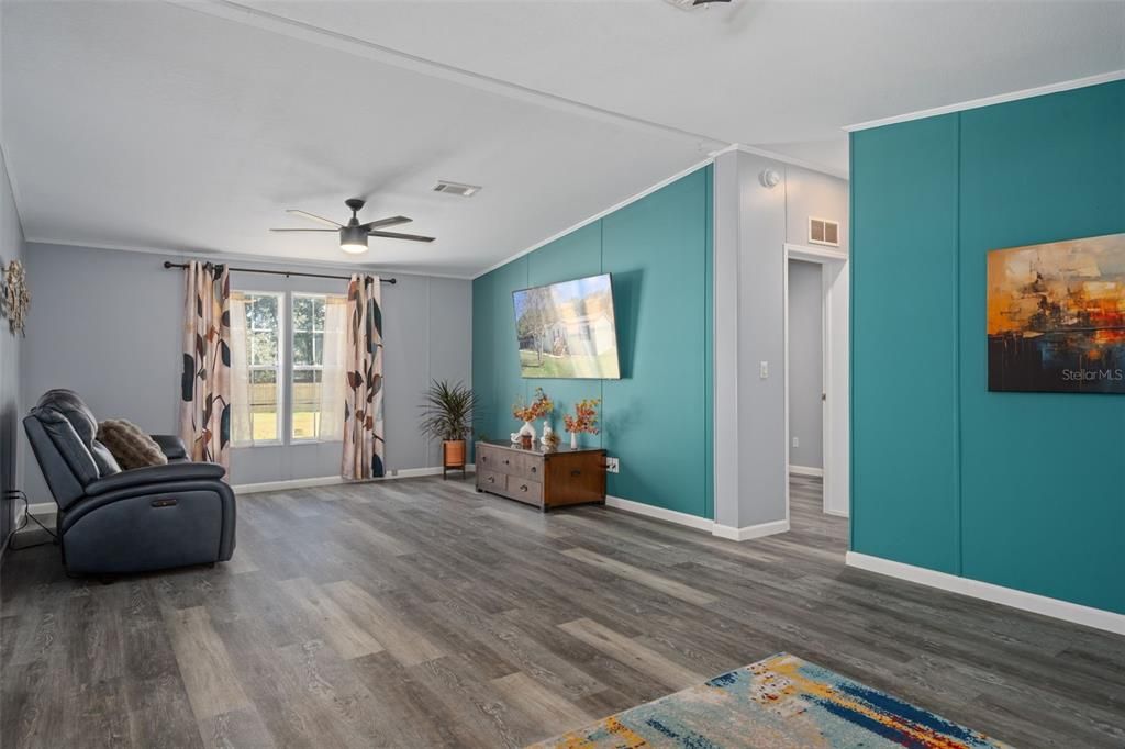 待售: $343,000 (3 贝兹, 2 浴室, 1248 平方英尺)