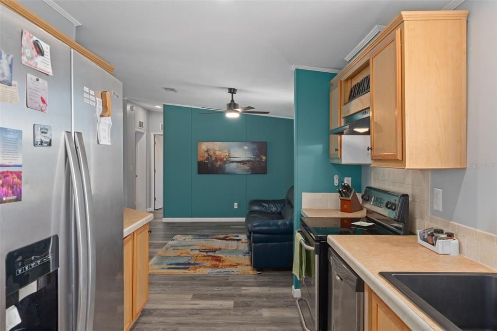 待售: $343,000 (3 贝兹, 2 浴室, 1248 平方英尺)