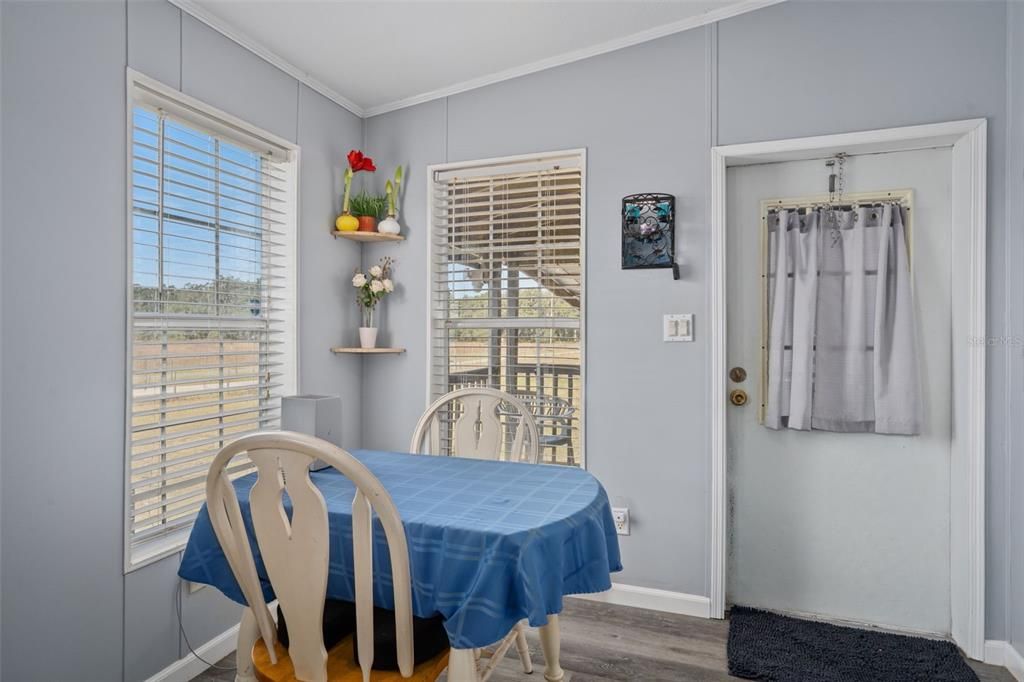 待售: $343,000 (3 贝兹, 2 浴室, 1248 平方英尺)