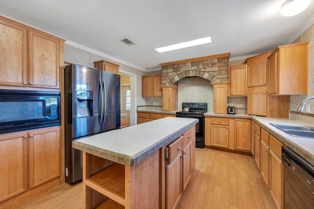 En Venta: $180,000 (3 camas, 2 baños, 1680 Pies cuadrados)