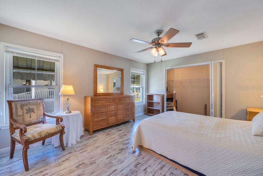 En Venta: $180,000 (3 camas, 2 baños, 1680 Pies cuadrados)