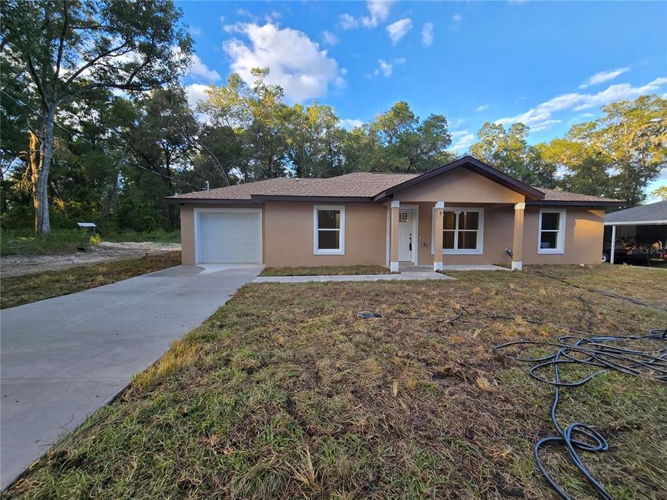 For Sale: $230,000 (3 beds, 2 baths, 1173 Square Feet)