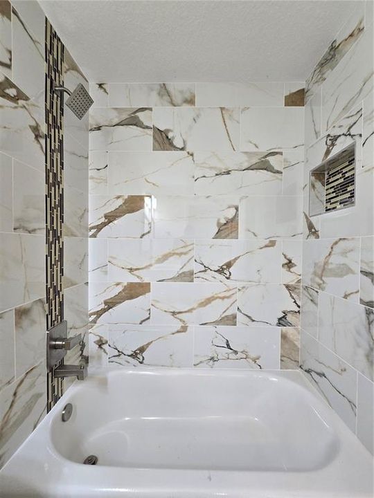 For Sale: $230,000 (3 beds, 2 baths, 1173 Square Feet)