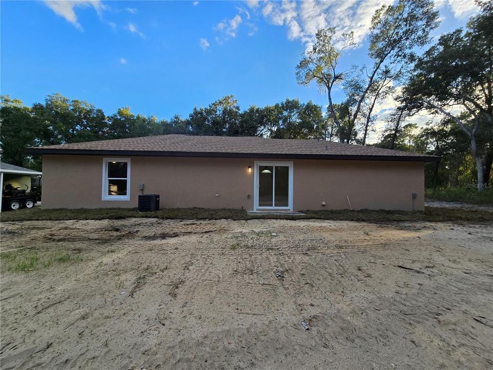 For Sale: $230,000 (3 beds, 2 baths, 1173 Square Feet)