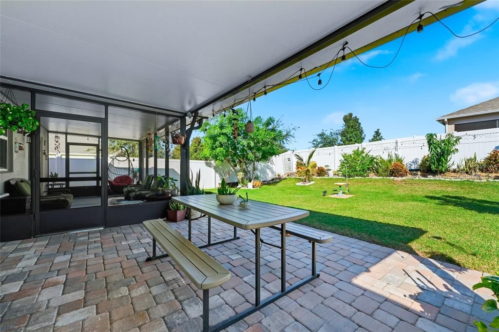 Active With Contract: $339,900 (3 beds, 2 baths, 1532 Square Feet)