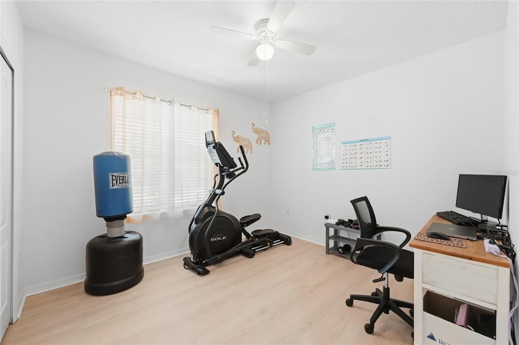 Active With Contract: $339,900 (3 beds, 2 baths, 1532 Square Feet)