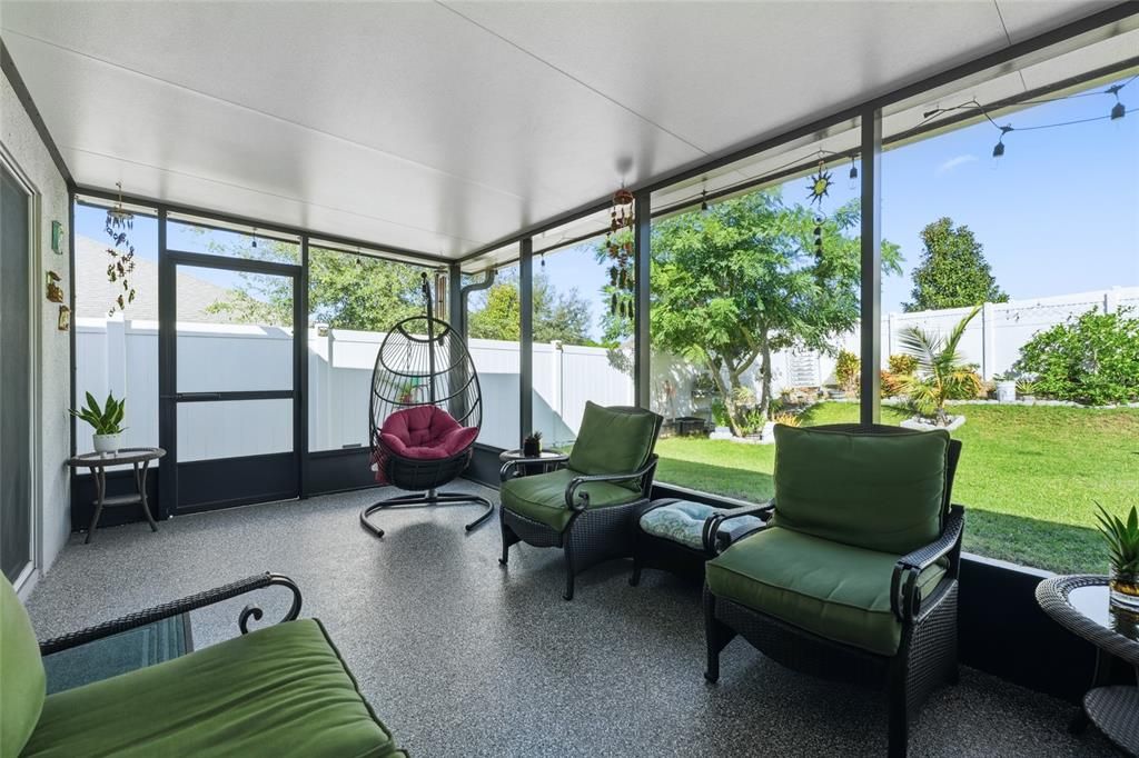 Active With Contract: $339,900 (3 beds, 2 baths, 1532 Square Feet)