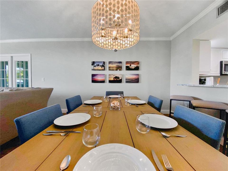 出租: $10,000 (2 贝兹, 2 浴室, 1957 平方英尺)