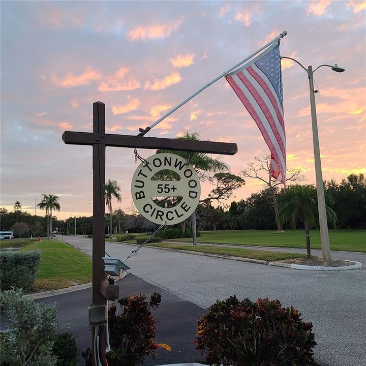 待售: $225,000 (3 贝兹, 2 浴室, 1410 平方英尺)